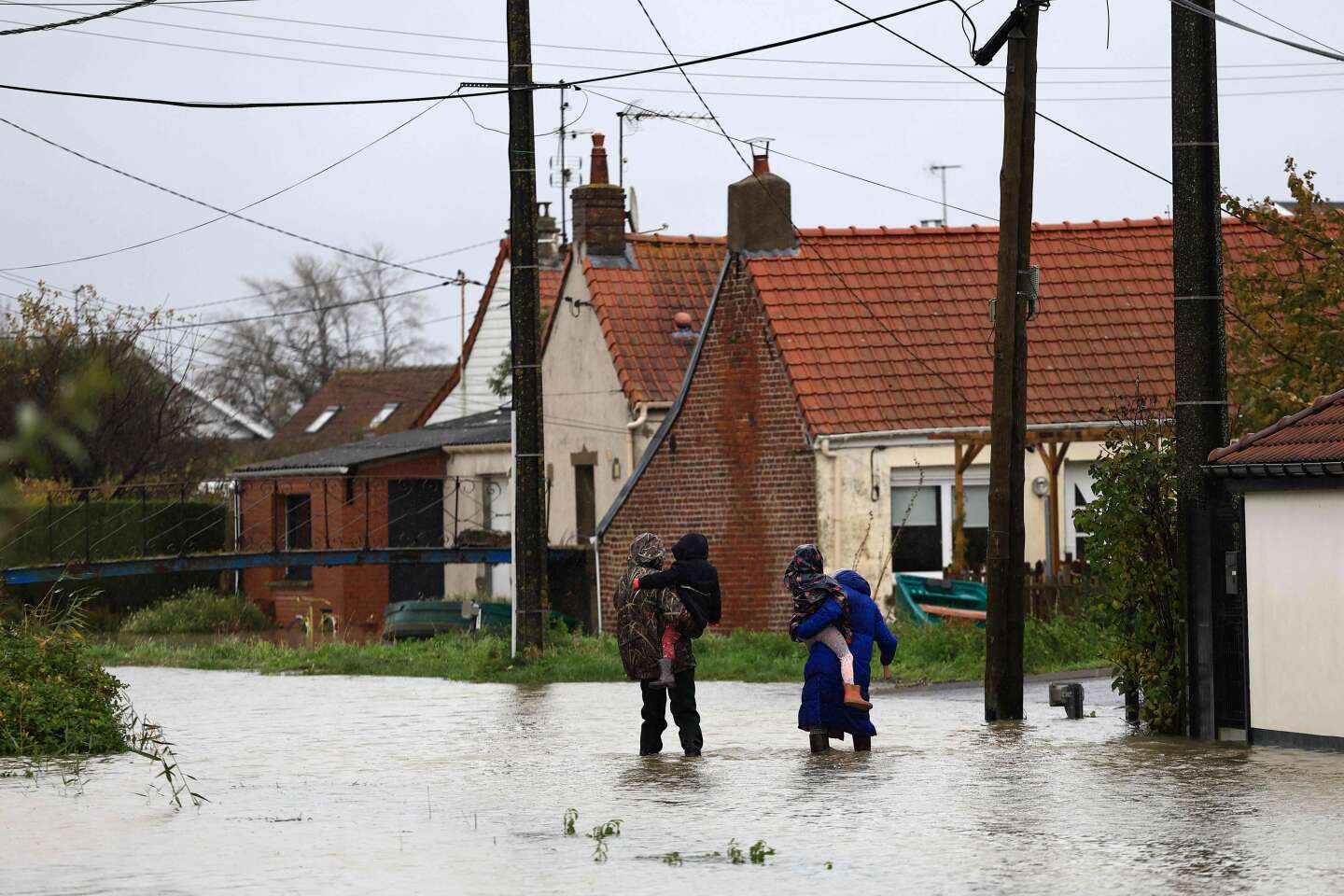 Inondations : le Pas-de-Calais repasse en vigilance orange, décrue attendue en Haute-Savoie