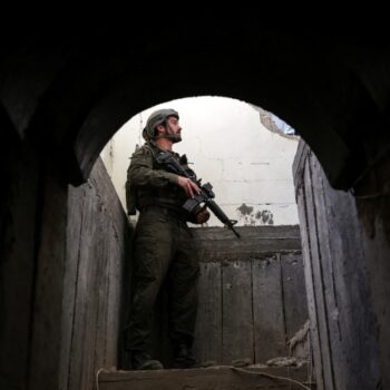 Liveblog zum Krieg in Nahost: Israel entdeckt größte Waffenproduktionsstätte der Hamas