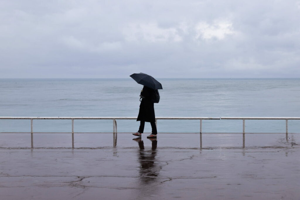 Alerte météo : un département en vigilance rouge et onze en orange pour crues