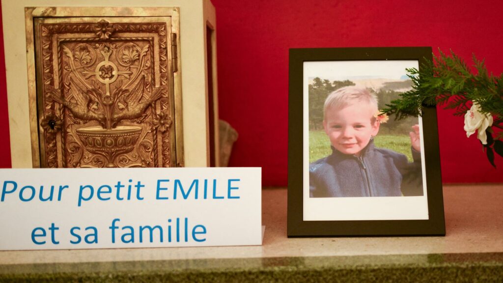 Disparition d’Émile : Les parents du garçon s’expriment via leur avocat après la découverte des ossements