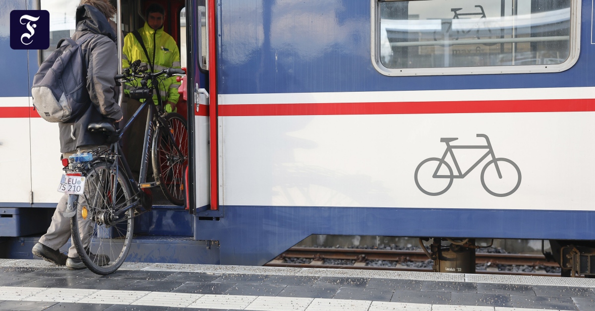 Bahn versteigert im Jahr Hunderte vergessene Fahrräder