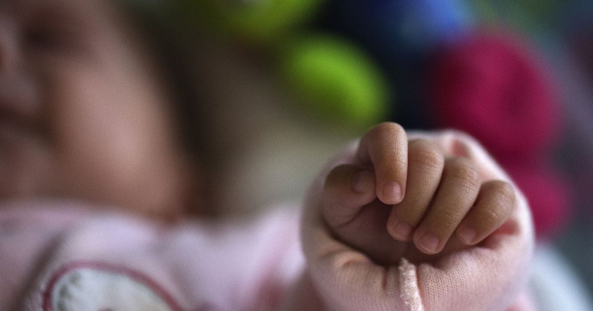 Des maternités du nord-est francilien font face à un afflux de mères sans-abri coincées à l'hôpital après leur accouchement faute d'hébergement d'urgence