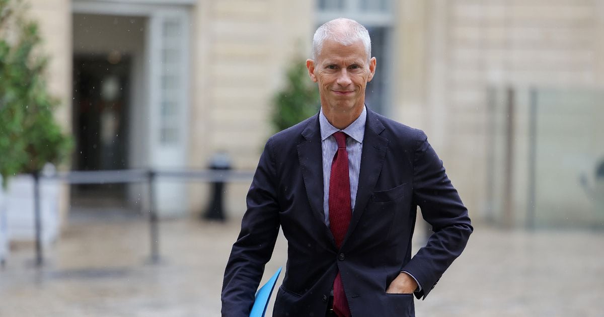 Le ministre des Relations avec le Parlement Franck Riester à son arrivée à Matignon, à Paris, le 12 septembre 2023