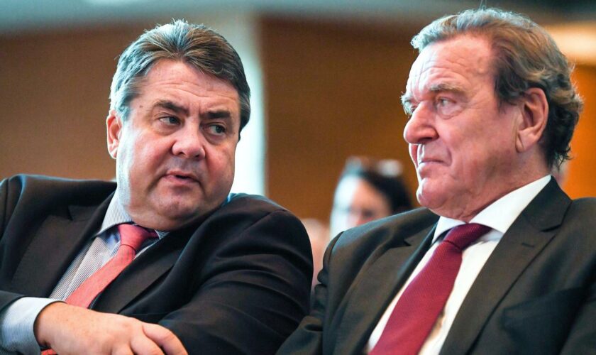 SPD: Sigmar Gabriel sieht "zwiespältiges Bild" von Gerhard Schröder