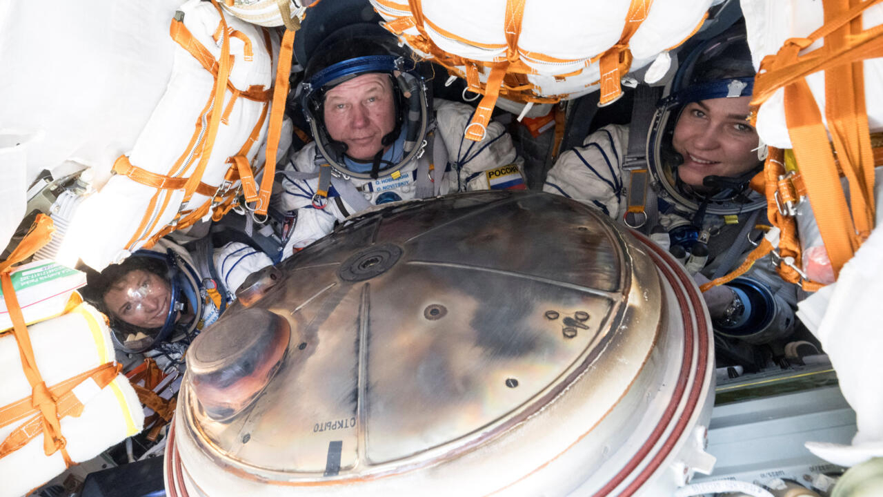 Trois astronautes de retour de l'ISS atterrissent au Kazakhstan