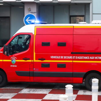 Incendie mortel à Paris : une explosion pour dissimuler une mort par balle ?