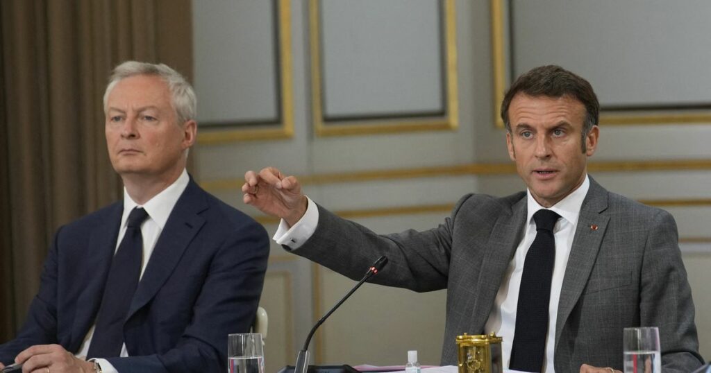 Le Maire et Macron à L'Elysée le 21 juillet 2023