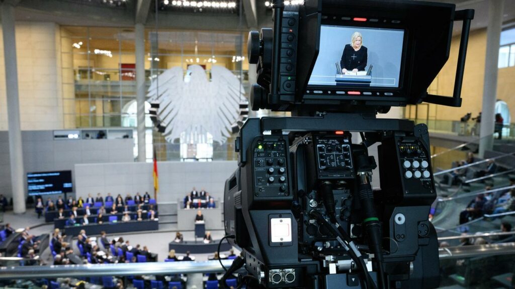 Extremismus: Bärbel Bas lässt verschärfte Sicherheitsregeln für Bundestag prüfen