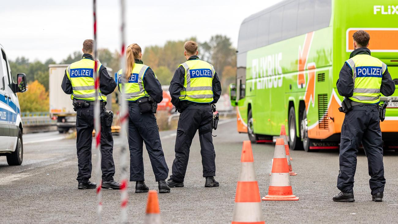 Grenzkontrollen: Faeser berichtet von rund 700 festgenommenen Schleusern seit Oktober