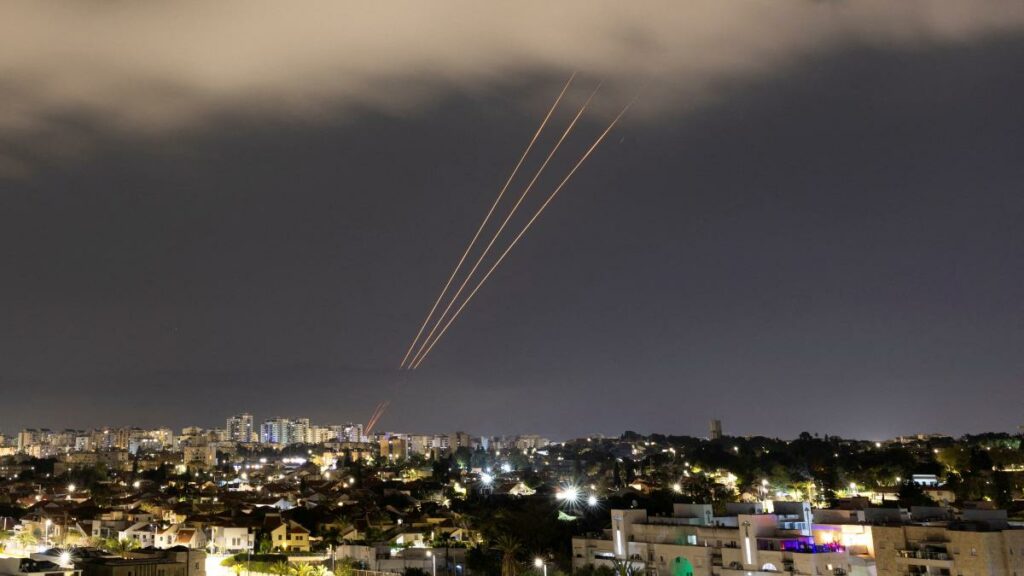 Iran greift Israel mit Drohnen an – Israelischer Heimatschutz gibt in Teilen Entwarnung