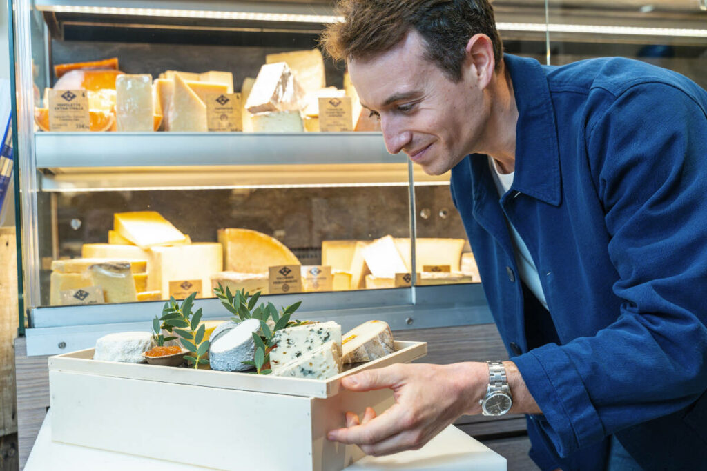 « Sur le front » enquête sur les dessous des fromages industriels