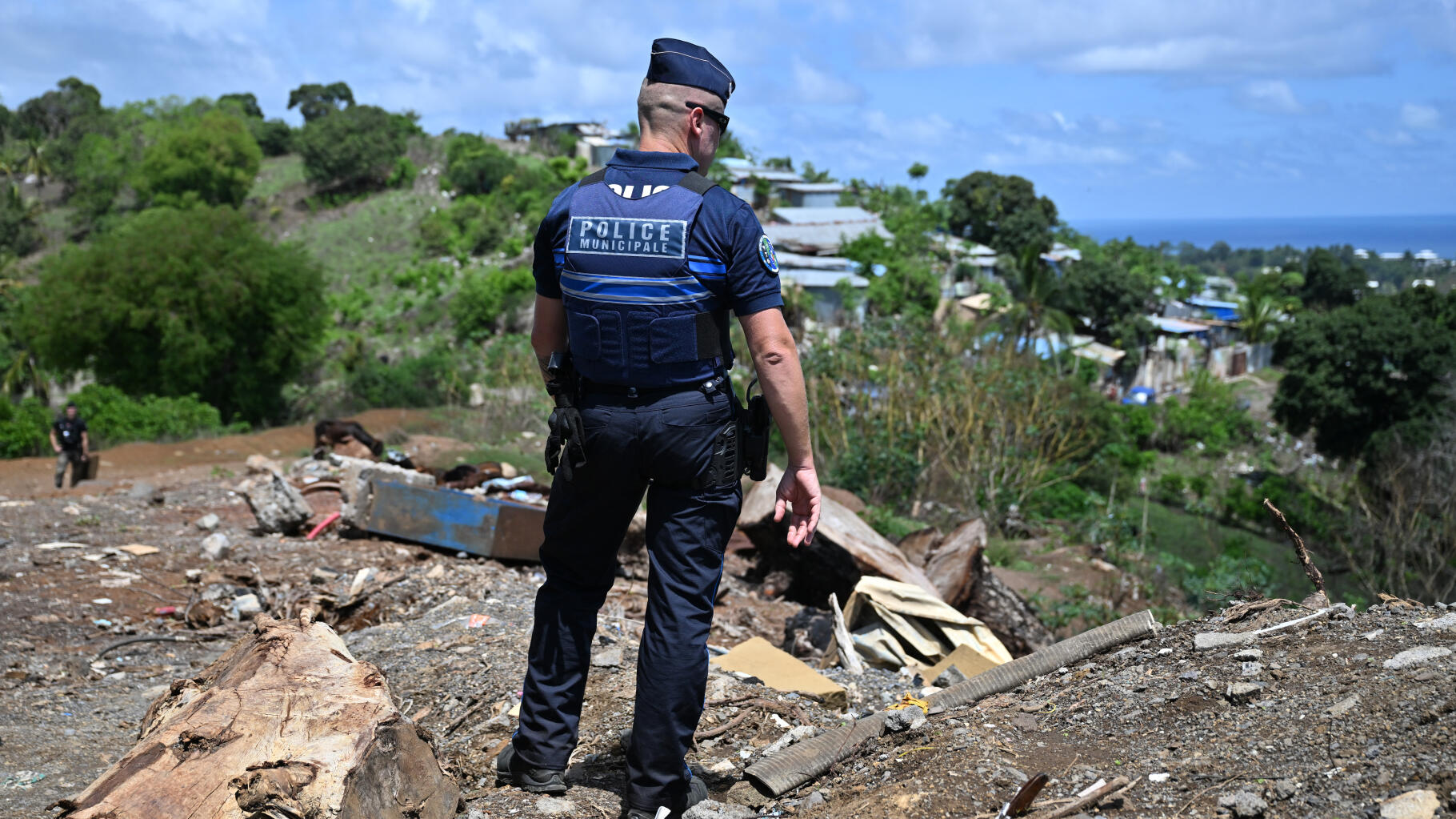 Mayotte : une opération place nette, un an après Wuambushu, lancée ce mardi pour plusieurs semaines