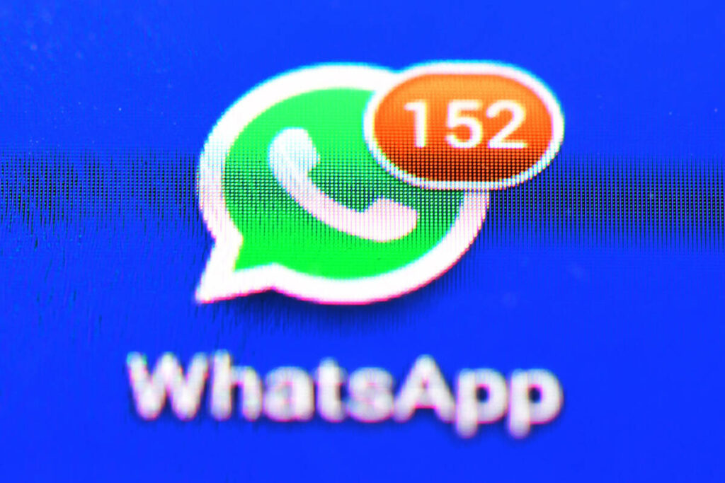 La vie de « l’Obs » confiné : une semaine dans les boucles WhatsApp de Rue89