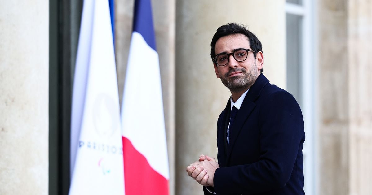 Le ministre de l'Europe et des Affaires étrangères Stéphane Séjourné arrive au palais de l'Elysée, le 18 janvier 2024 à Paris