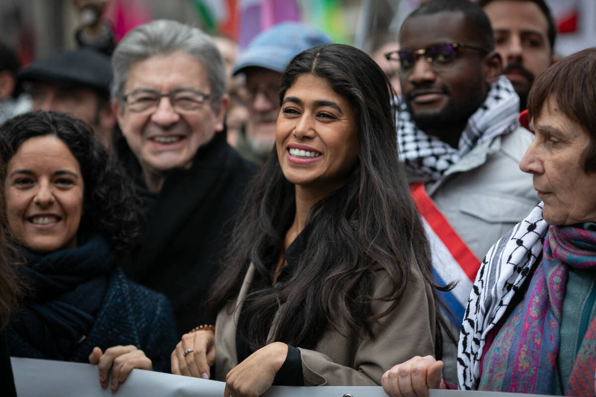 Rima Hassan, candidate insoumise aux européennes, convoquée par la police pour « apologie du terrorisme »