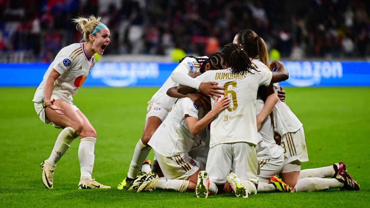 Ligue des champions : l'OL féminin renverse le PSG sur le fil en demi-finale