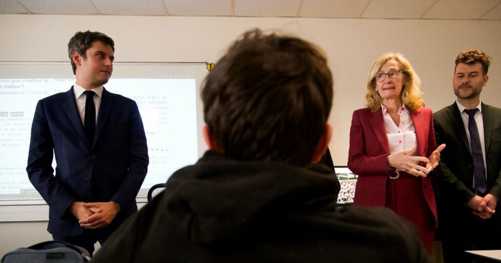 Le Premier ministre Gabriel Attal et la ministre de l'Education Nicole Belloubet, en visite dans un collège de Chartres, le 14 mars 2024