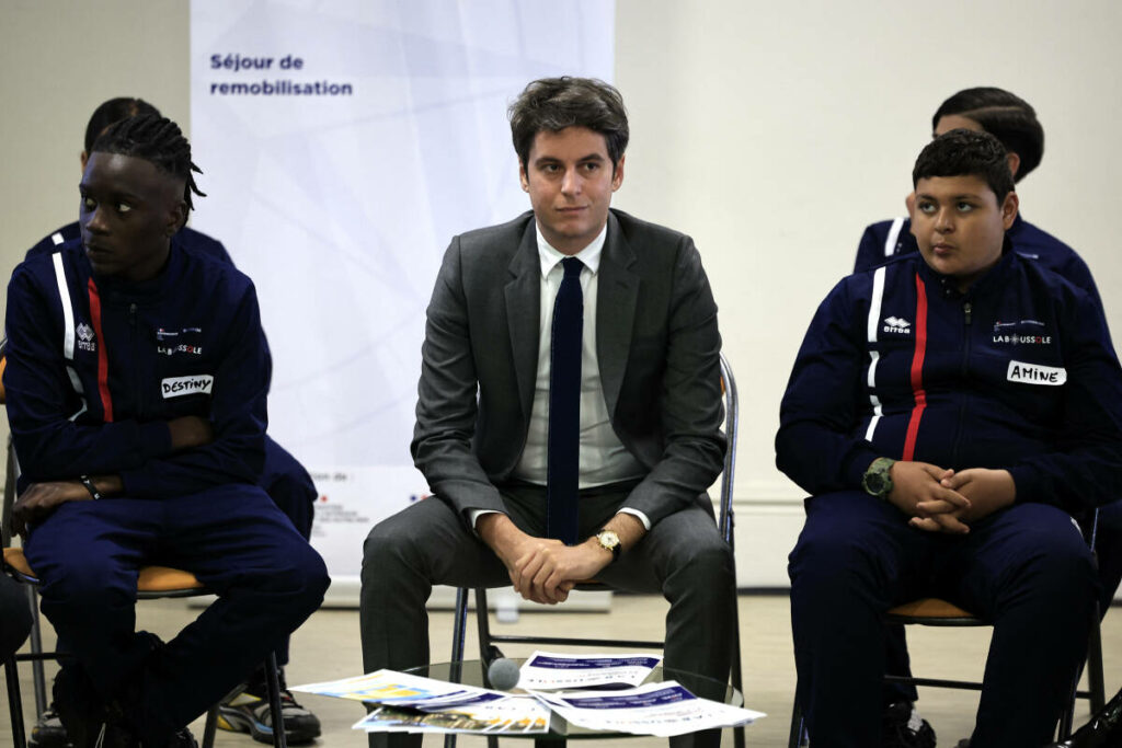 « On dit Monsieur Macron » : à Nice, Gabriel Attal en inspection dans un internat de « rupture »