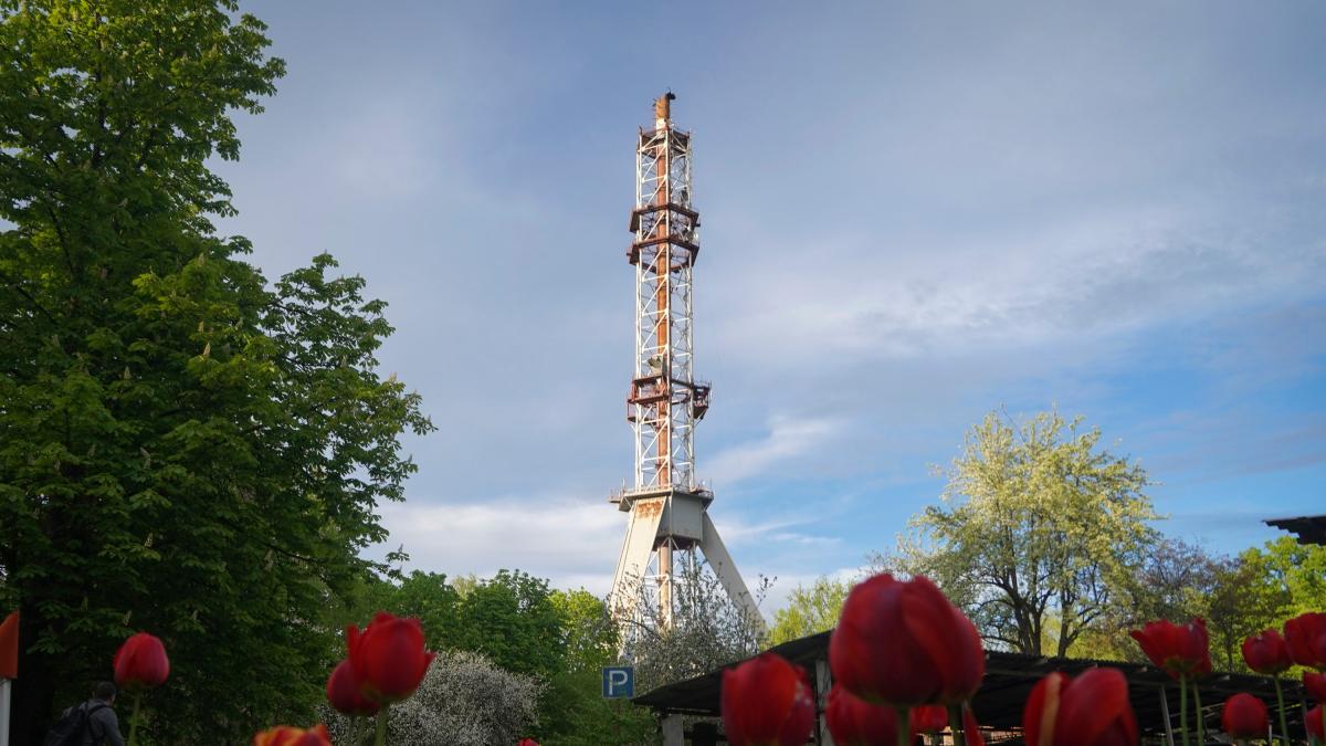 Fernsehturm in Charkiw nach Angriff eingestürzt