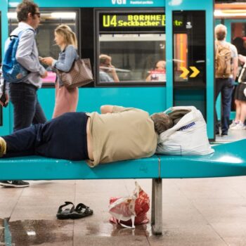 Soziologe über Obdachlosigkeit: „Menschen werden nicht zufällig wohnungslos“