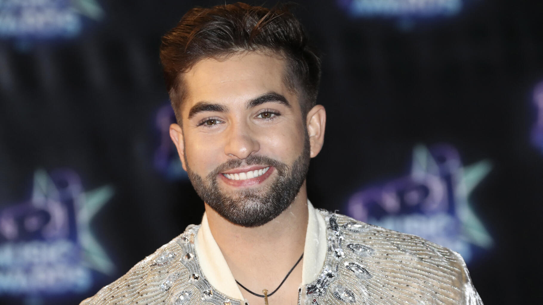 Kendji Girac, blessé par balle, dit avoir voulu « simuler un suicide », selon le procureur de Mont-de-Marsan