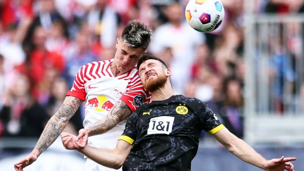 Leipzig baut Führung gegen BVB aus, Bayern ringt um Führung gegen Frankfurt