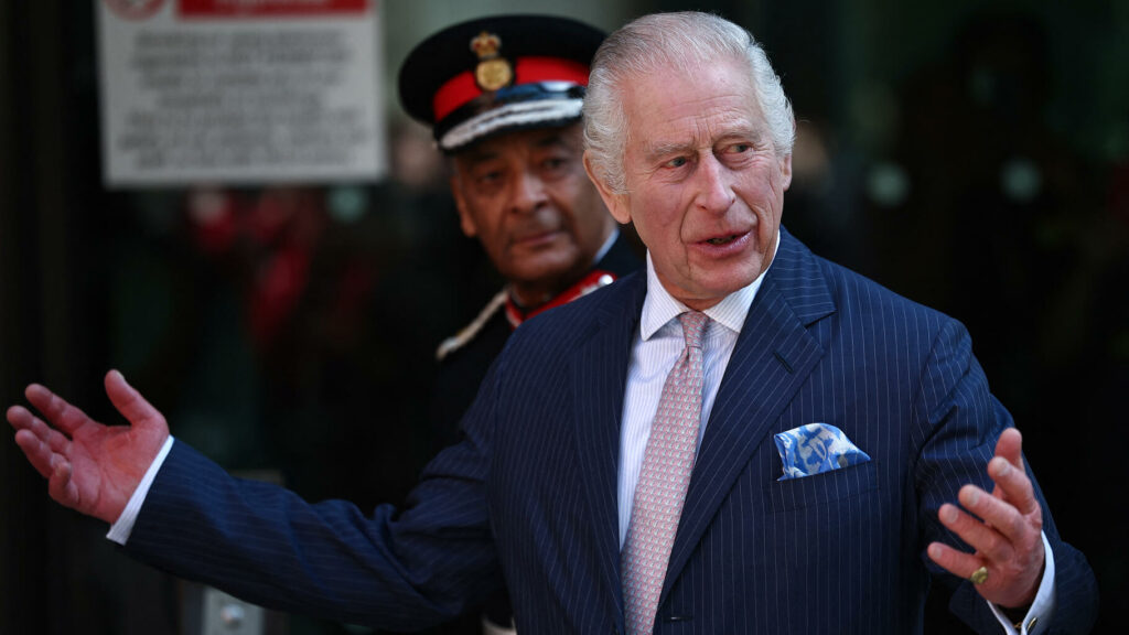 Charles III reprend du service trois mois après l’annonce de son cancer