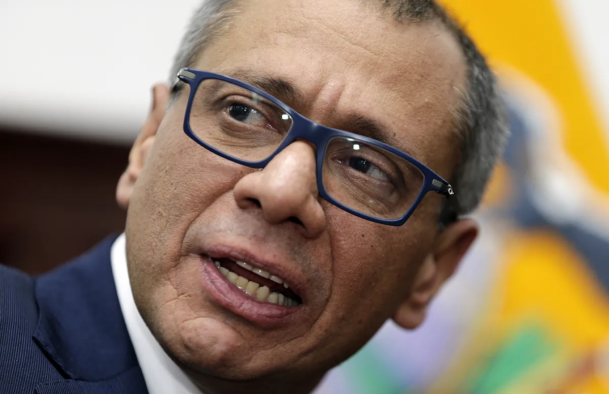 El ex vicepresidente de Ecuador Jorge Glas, detenido en la embajada de México, en coma tras un intento de suicidio