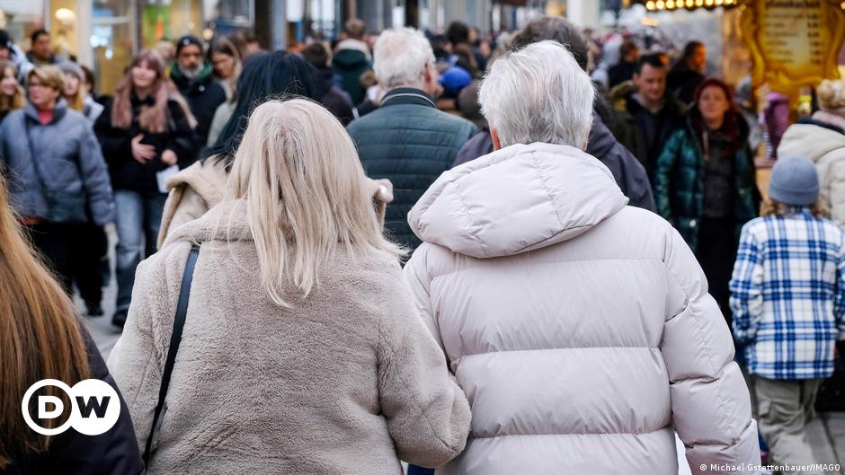 Germany population growth to remain flat, study shows