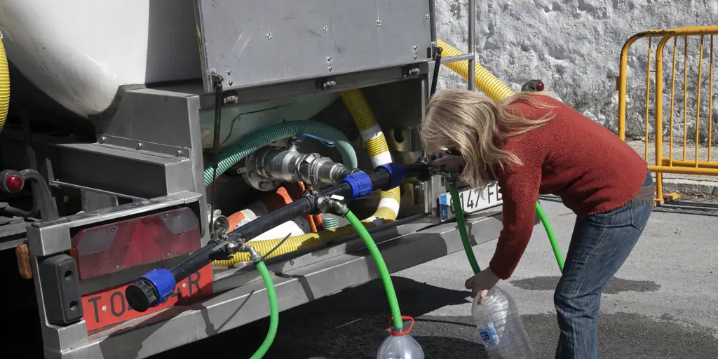 La Junta autoriza la vuelta del agua potable al Norte de Córdoba un año después