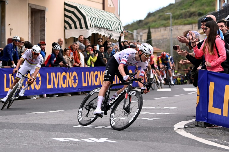 Liège-Bastogne-Liège: Pogacar-Van der Poel, le combat des Ardennes