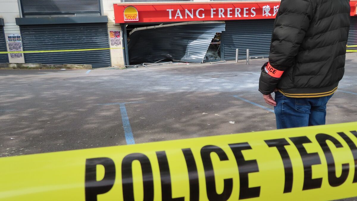 Lognes : le magasin Tang Frères attaqué à la voiture-bélier