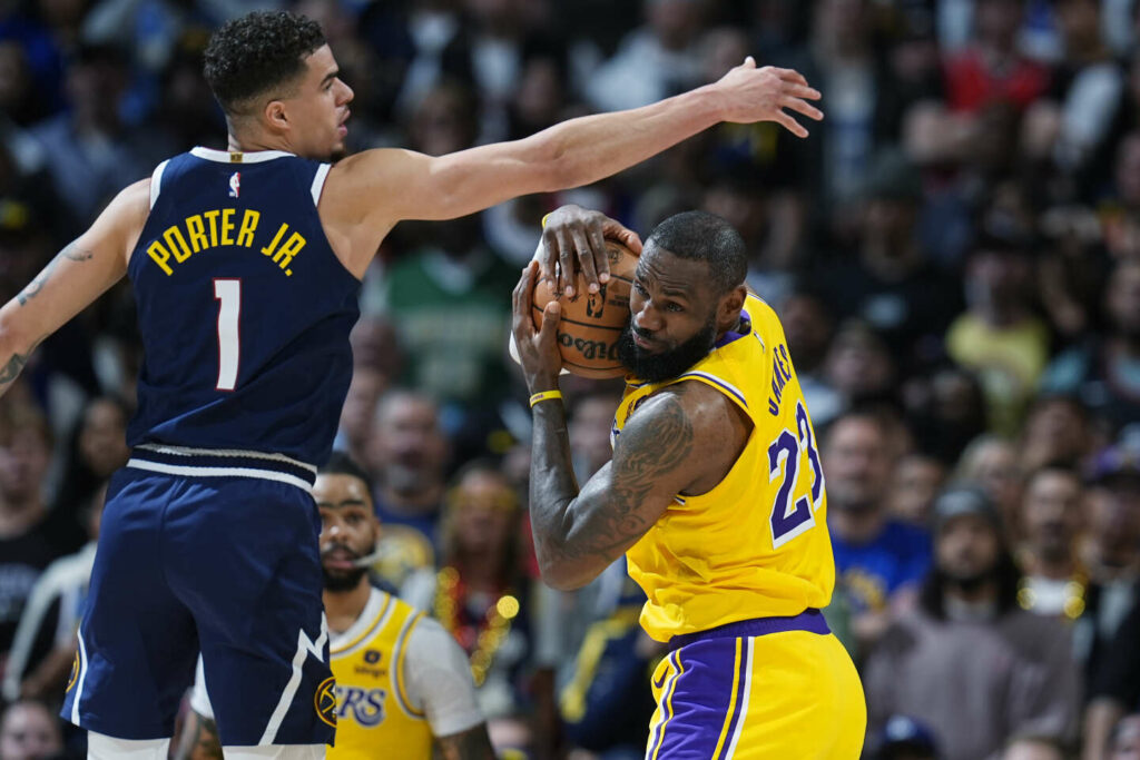 NBA : les Lakers et LeBron James quittent les playoffs dès le premier tour