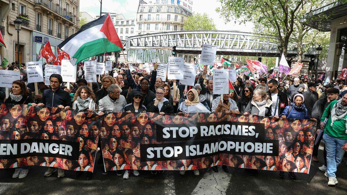 Paris : des milliers de manifestants ont marché contre le racisme et l’islamophobie