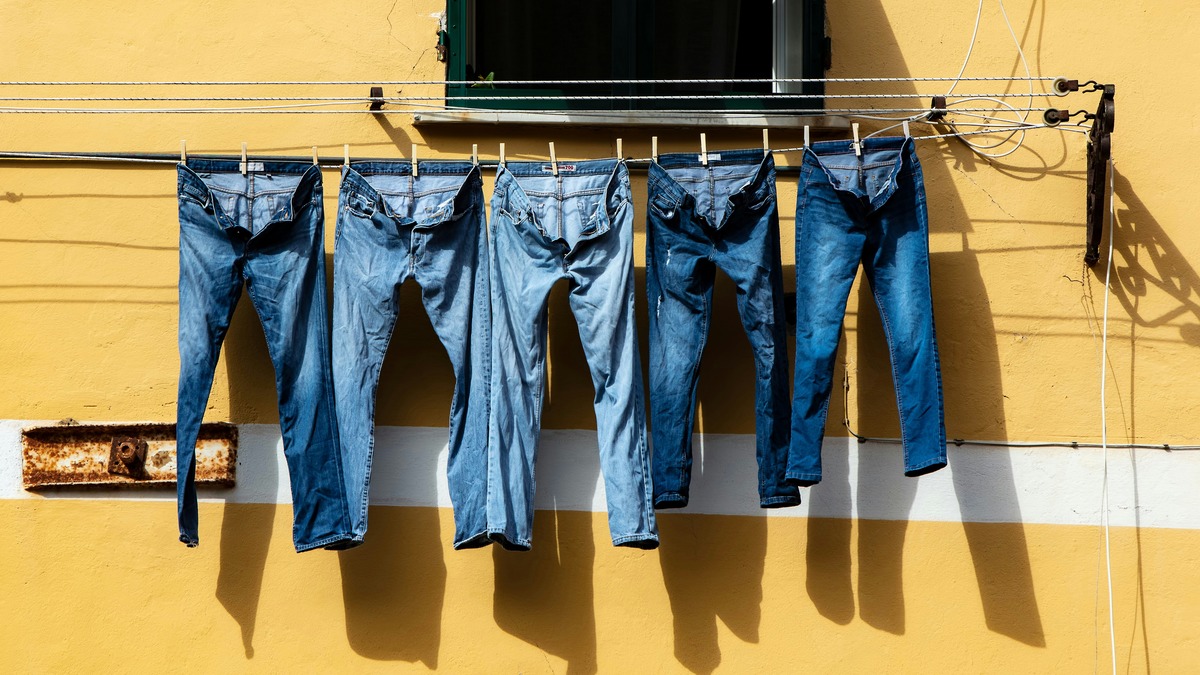 Pourquoi les jeans moulants ont été remplacés par des pantalons plus larges