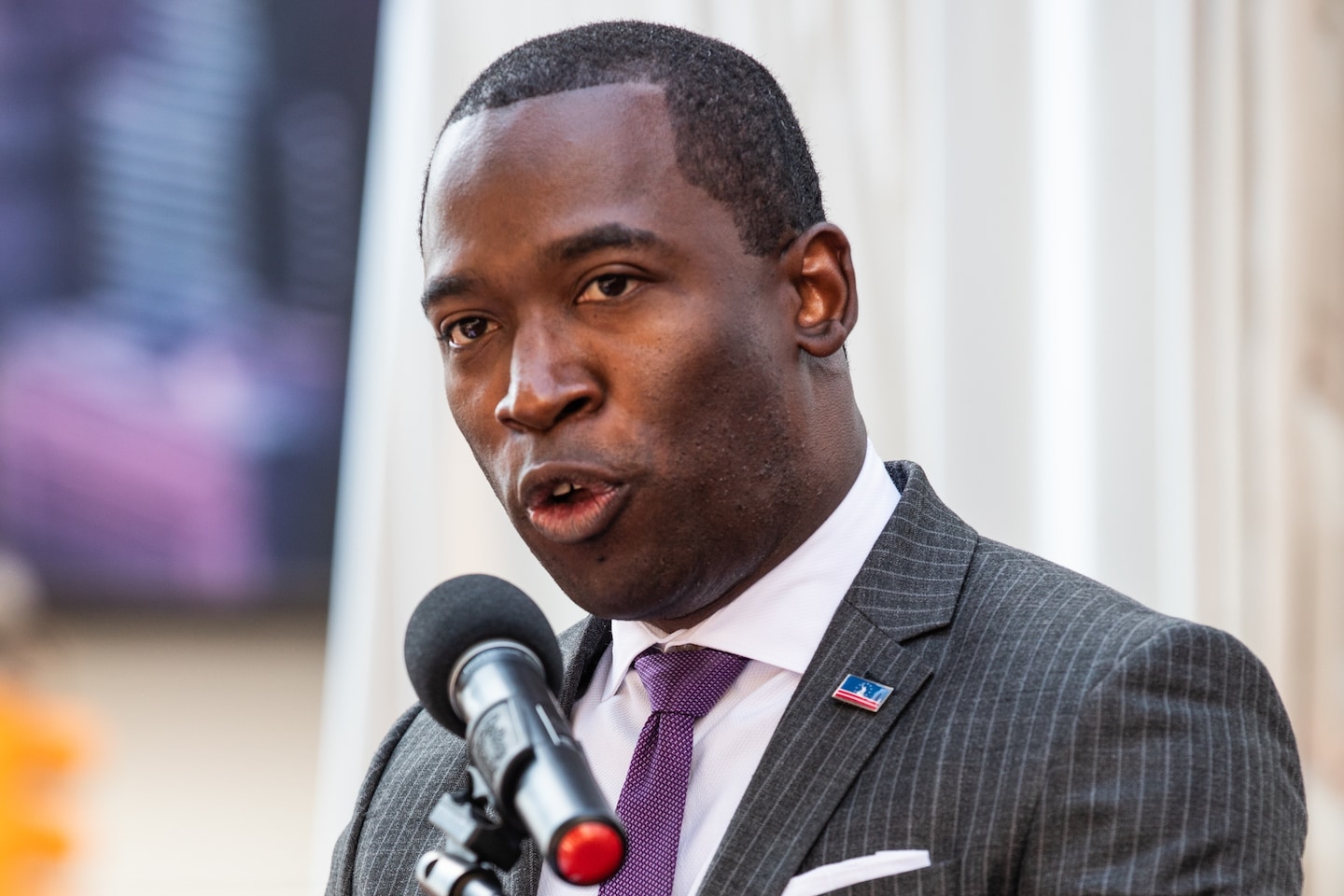 Richmond Mayor Stoney tells Democrats he’ll drop bid for Va. governor