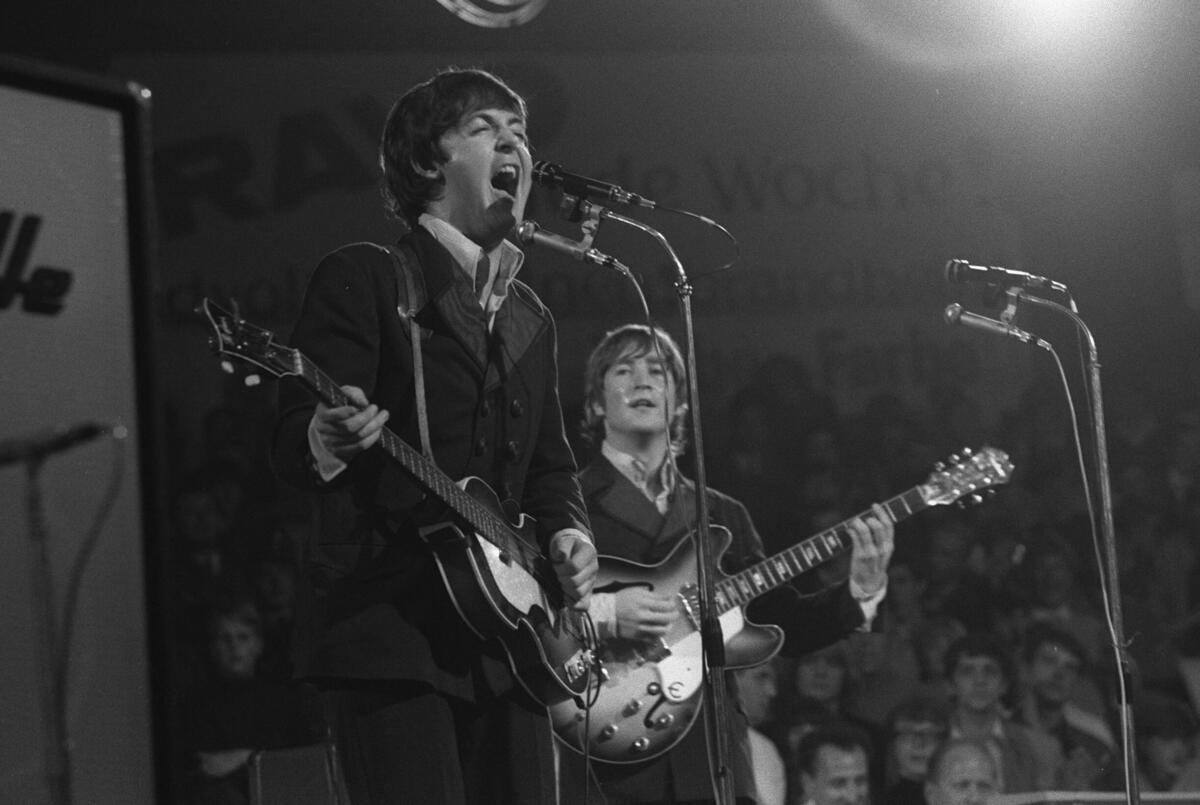 Une guitare des Beatles, perdue depuis 50 ans, va être vendue aux enchères