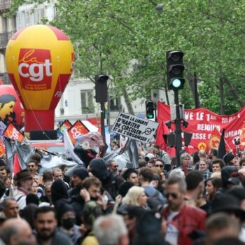 Un 1er-Mai "de tous les combats", un an après l’union sacrée contre les retraites