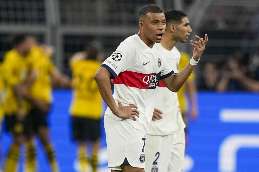 Dortmund - PSG : cruelle soirée pour Paris qui est dos au mur, le résumé du match