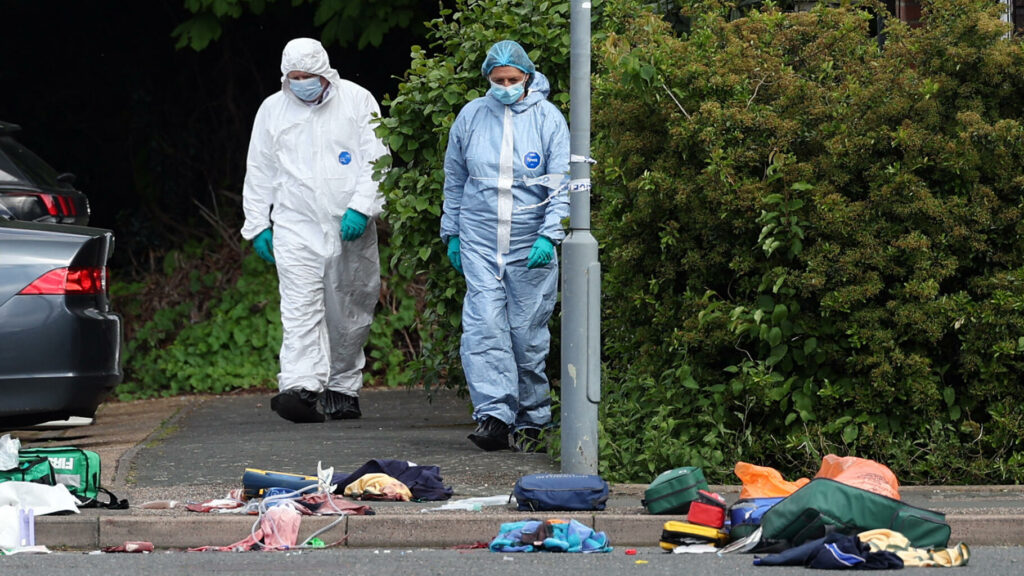 Après l’attaque à l’épée à Londres, un homme inculpé pour « meurtre »