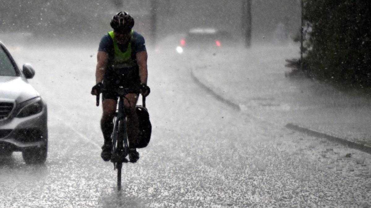 Schwere Gewitter in NRW – Ort in Baden-Württemberg teils überflutet