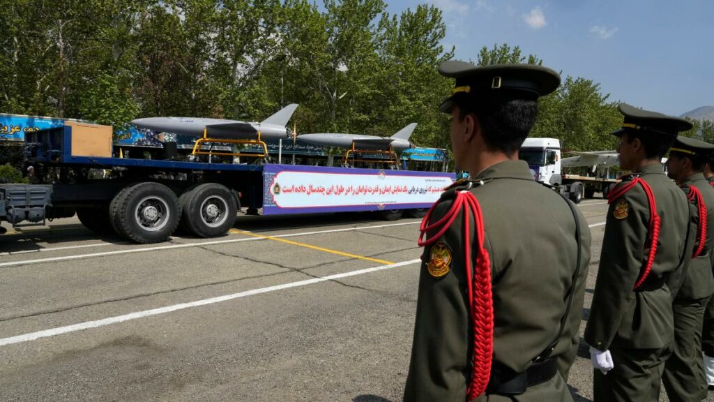 Iran entsendet Kriegsschiff mit Raketen auf Langstreckenmission