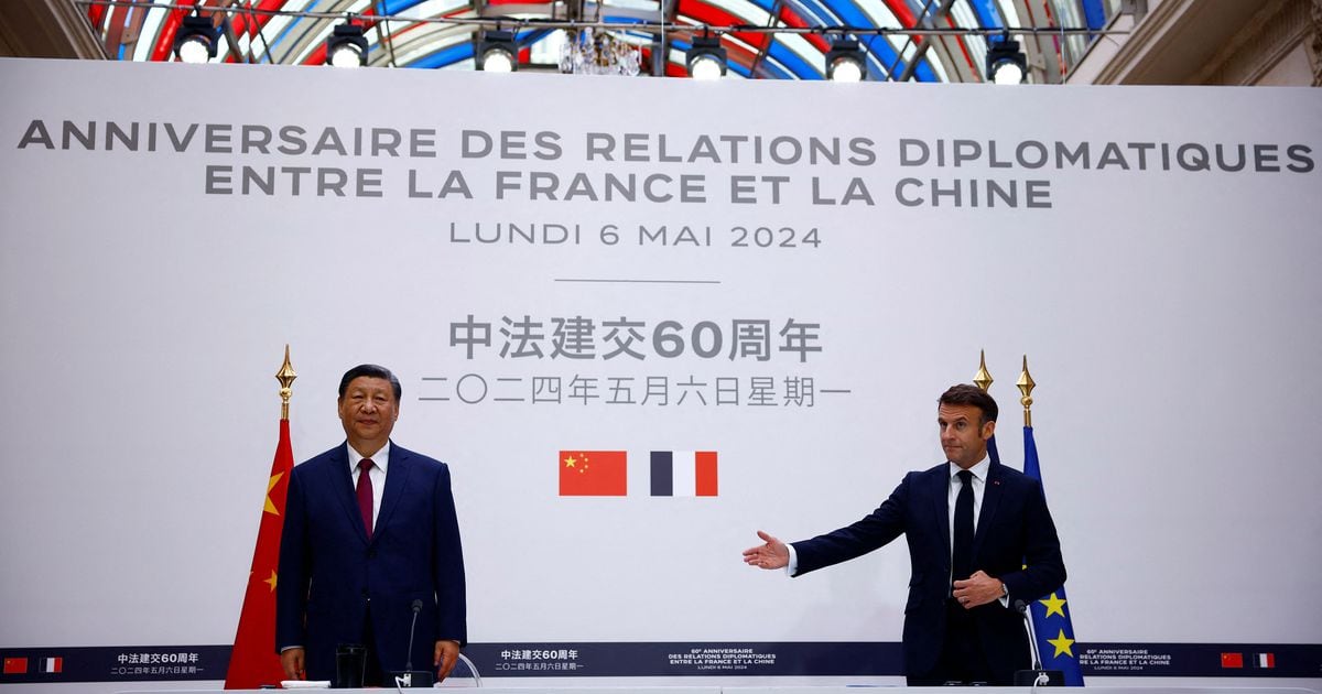 Emmanuel Macron et Xi Jinping, à l'Elysée, le lundi 6 mai 2024.