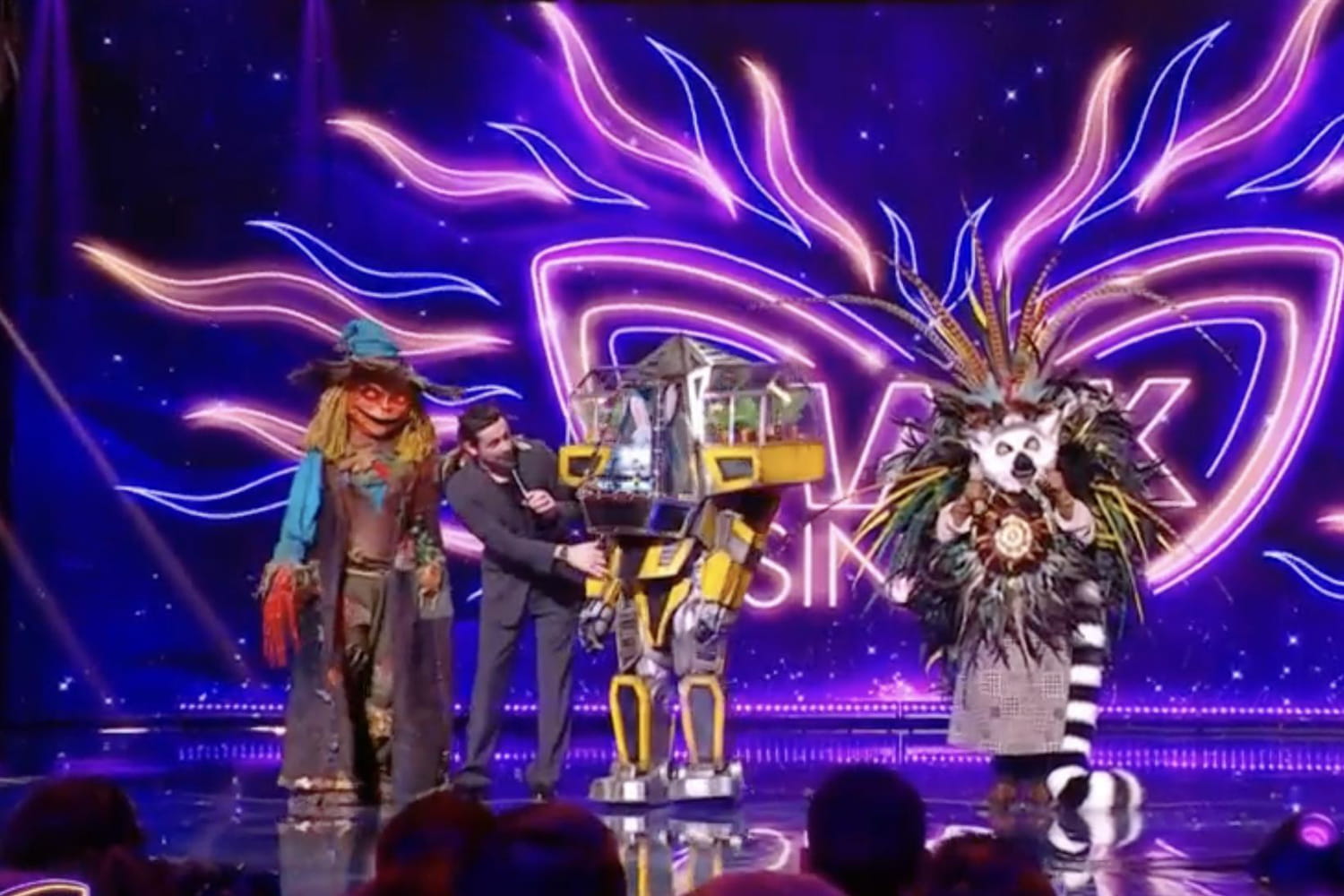 Mask Singer : Main, Libellule, Robolapin... De précieux indices dévoilés