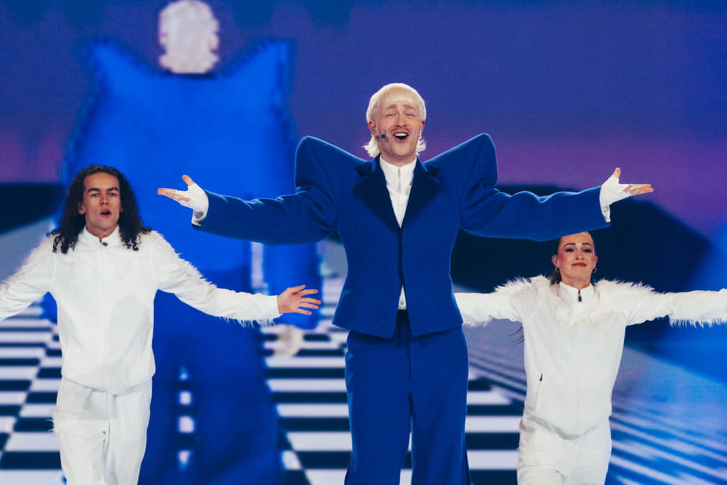 Joost Klein : quel est "l'incident" impliquant le chanteur des Pays-Bas, écarté de l'Eurovision ?