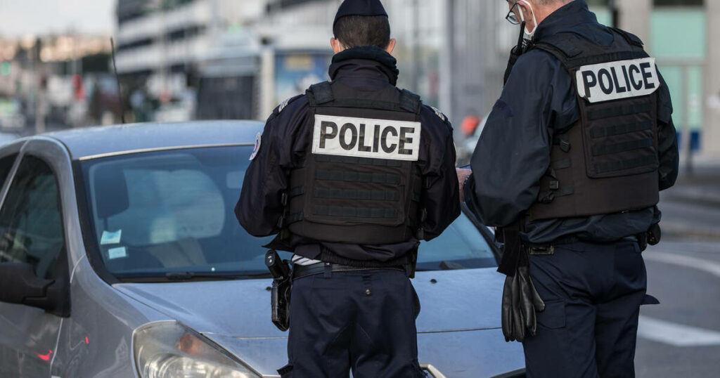 Refus d’obtempérer : trois policiers blessés près de Mulhouse, enquête ouverte pour tentative d’homicide volontaire