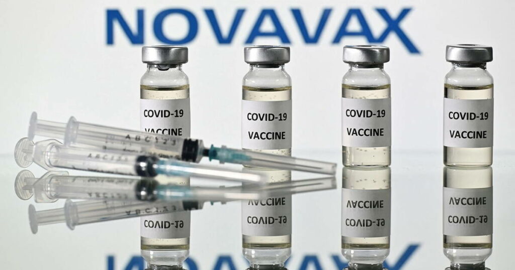 Covid : Sanofi renonce à son vaccin et va commercialiser celui de son concurrent américain, Novavax