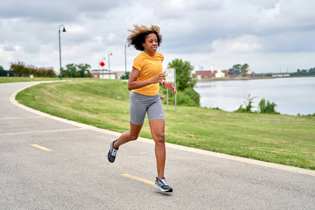 Printemps-été 2024 : comment choisir ses vêtements de running ?