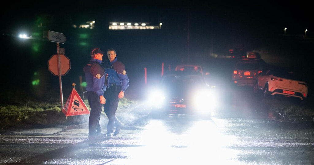 En Suisse, un homme interpellé après avoir blessé six personnes, certaines grièvement, avec un couteau