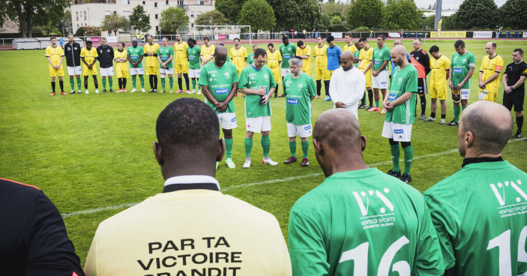 Au bord du terrain à Poissy, les «Holy Games» amen du monde